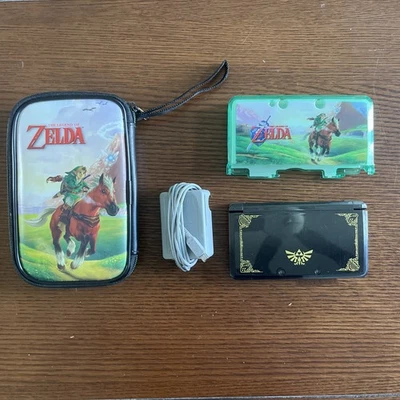 Lot Nintendo 3ds XL Legend of Zelda 25th Anniversary Edition w/ Charger + Stylus - Image 1 of 4