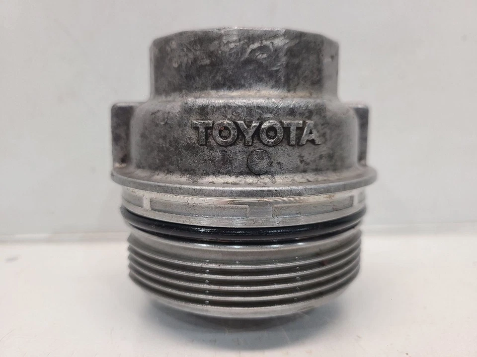 Toyota Rav4 2009 (3,5 L/AT/AWD) tapa de filtro de aceite n.º de parte: 1562031060 Foto 1 de 4