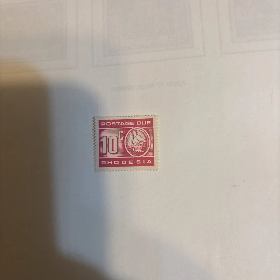 Estampilla de franqueo de Rodesia 10c roja colección vintage Foto 1 de 1