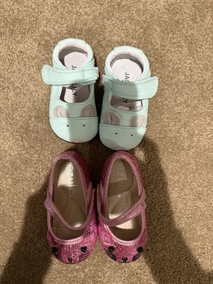 Lote de zapatos para bebé niña  Foto 1 de 3