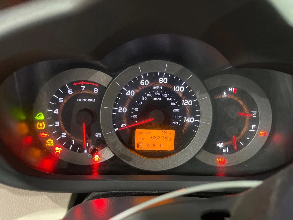 06-08 Velocímetro RAV4 (cluster) MPH 6 cilindros Foto 1 de 1