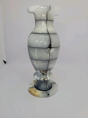 Mármol egipcio de colección (¿alabastro?)  Jarrón gris con remolino negro y naranja 7,5" de alto Foto 1 de 4