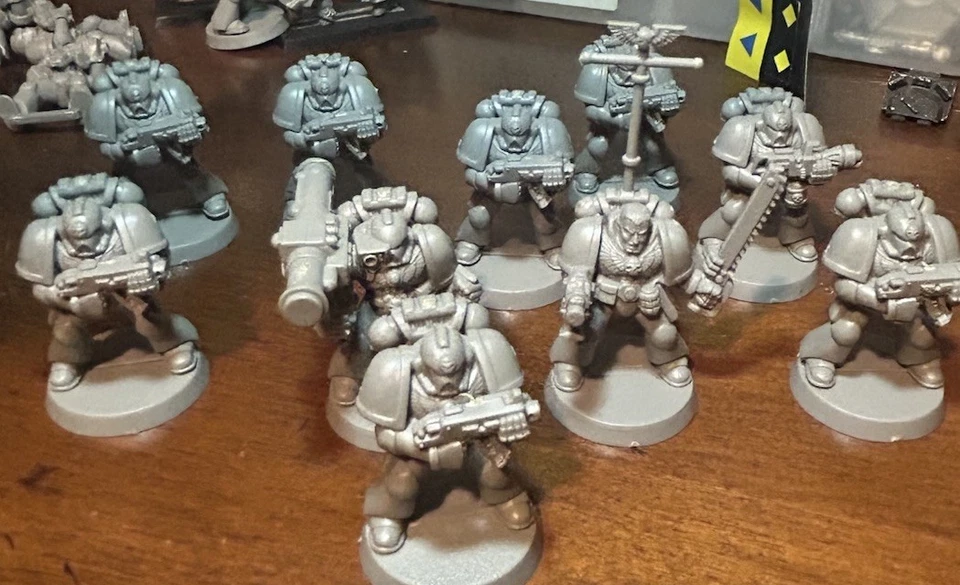 Warhammer 40K Space Marines X 10 Tactical Squad 2nd Edition Plastic OOP - Image 1 of 4