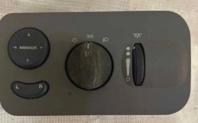 Interruptor de faros Chrysler Town & Country 2002 usado OEM Foto 1 de 3