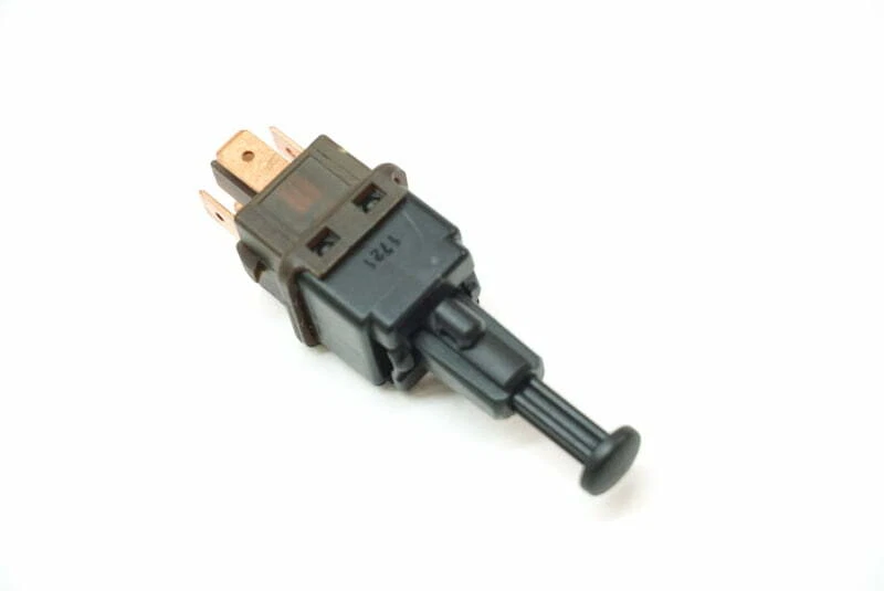 Interruptor de luz de freno al pedal 99661311303 OEM genuino para Porsche 911 Foto 1 de 3