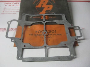 52 53 OLDSMOBILE CADILLAC ROCHESTER 4V CARBURETOR AIR HORN GASKET GM 7004301 NOS - Picture 1 of 3