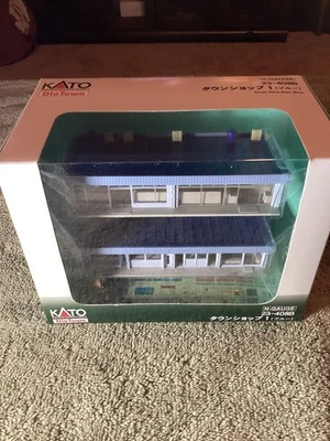 KATO DioTown Small Strip Mall, Blue 23-408B - Image 1 of 4