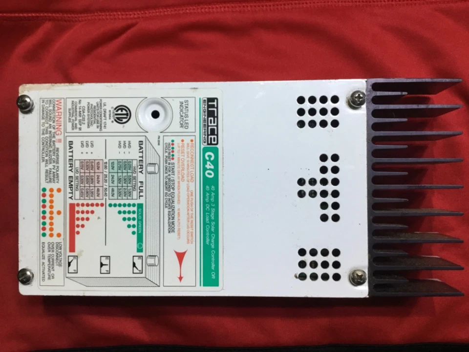 Controlador de carga/carga Trace C40 40 Amp CONTROLADOR FUERA DE RED Foto 1 de 1