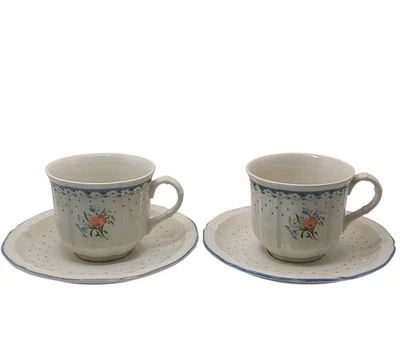 Juego de cuatro tazas de té y platillos vintage Villeroy and Boch florales románticos Foto 1 de 4