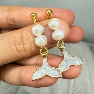 Pendientes de perlas naturales de agua dulce enchapados en oro de 14K con cuentas cola de pez joyería regalo Foto 1 de 4