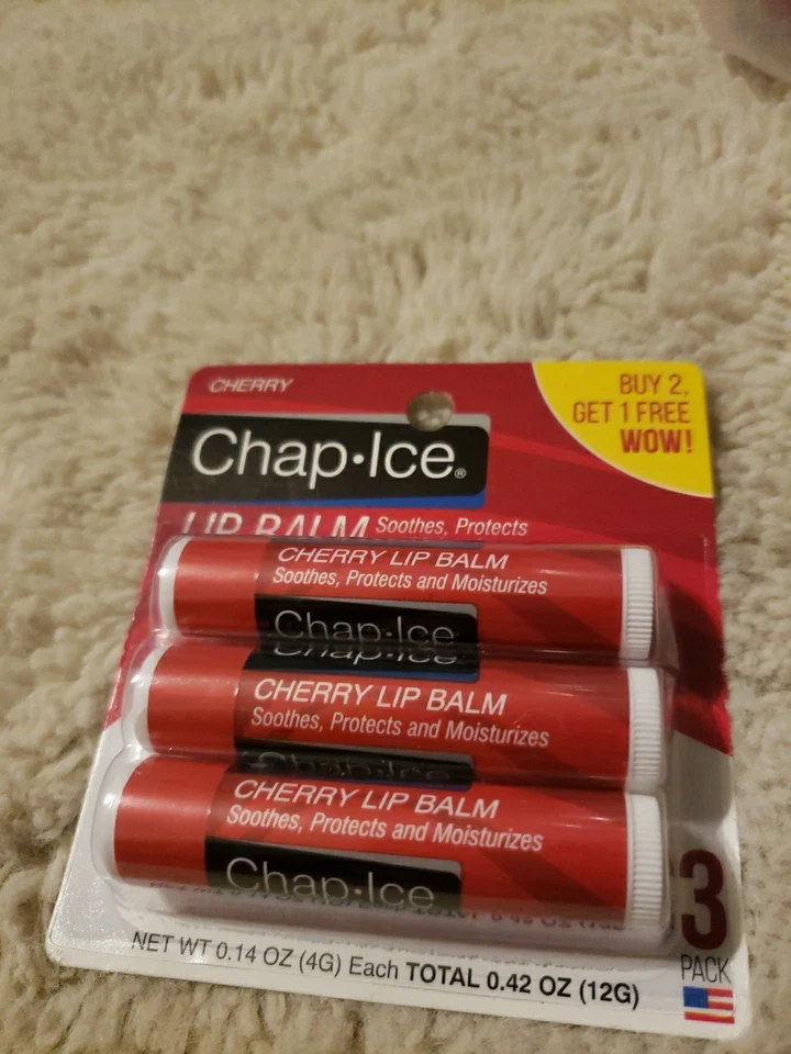 Pacote com 3 bálsamos labiais OraLabs Chap-Ice CHERRY 0,14 oz - Imagem 1 de 1
