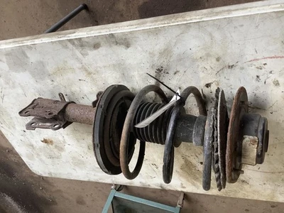 Puntal delantero izquierdo conductor compatible con 01-07 caravana 342115 Foto 1 de 4