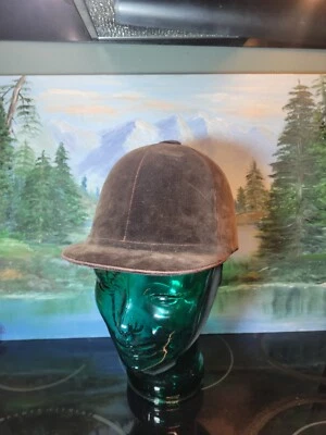 Brittany Riding Apparel New York Casco de Equitación Ecuestre Terciopelo Negro De Colección. Foto 1 de 4