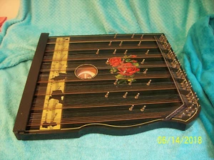 Large Musima Markneukirchen Hammered Dulcimer Chord Zither Harp 8x9 E. Germany - Picture 1 of 7