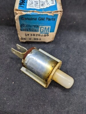 Nuevo de Lote Antiguo Chevrolet Camaro Firebird 68-69 Corvette A/A Bajo Soplador Interruptor Desviador Foto 1 de 4