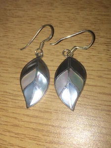 Vintage Multicoloured Mother of Pearl 925 Sterling Silver Leaf Drop Earrings - Picture 1 of 8