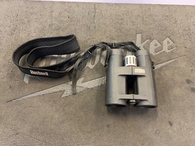 Bushnell 10 x 42 Powerview Roof Prism Binocular 141042 Black - Image 1 of 3