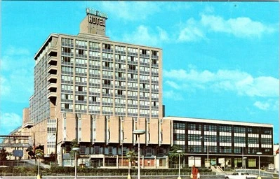 White Plains, NY New York  WHITE PLAINS HOTEL  ca1960's Advertising Postcard - Image 1 of 2