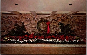 LOBBY DE NAVIDAD Conservatorio Hortícola MITCHELL PARK Milwaukee, WI Postal - Imagen 1 de 2