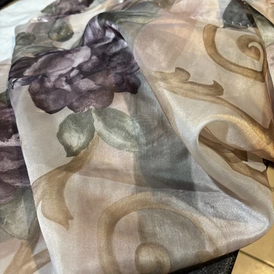 Bufanda bufanda One CROSCILL Chambord Cassis rosa floral semi transparente Foto 1 de 3