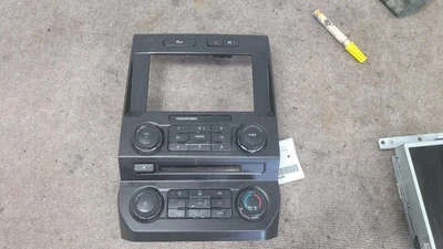 2018 Ford F150 Control Panel w/Radio & Climate Control, ID JL3T-18E243-CDJ - Imagem 1 de 4