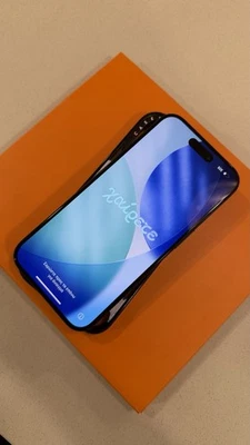 Smartphone iPhone 15 Pro Max Desbloqueado, 256GB, Azul Titanio con Accesorios Foto 1 de 4