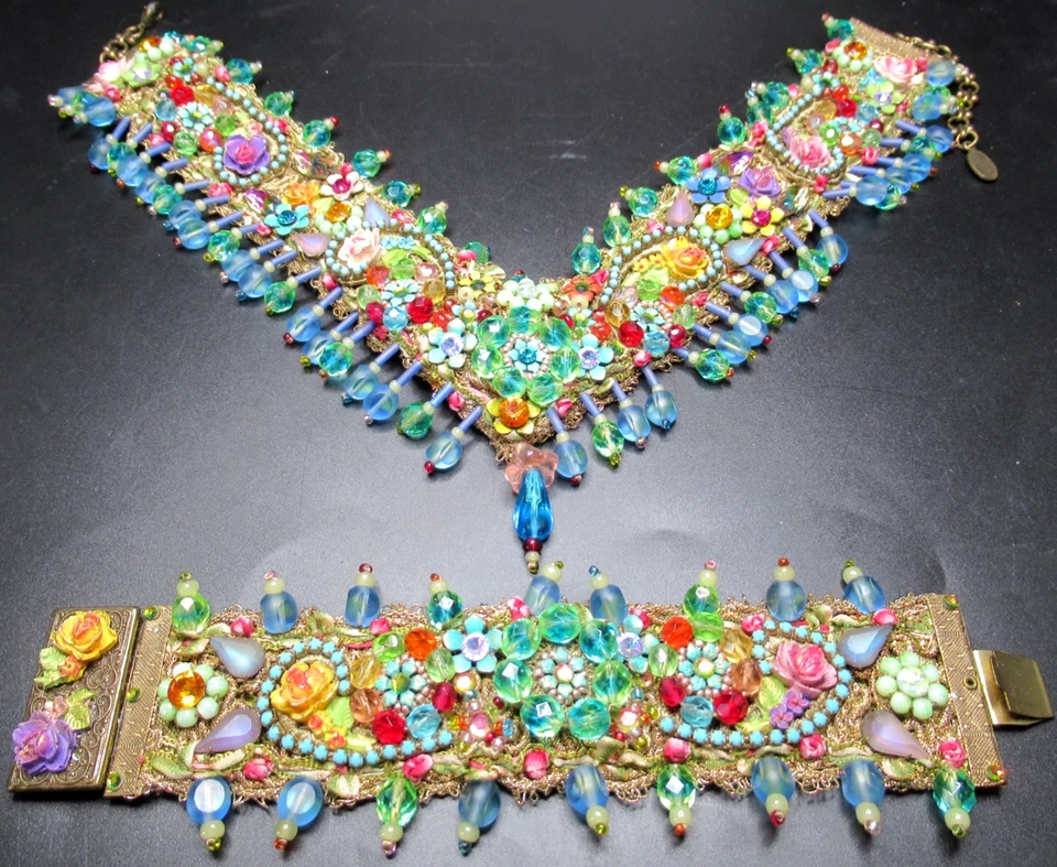 MICHAL NEGRIN Over The Top Colorido Estrás Flor Collar Pulsera Conjunto Foto 1 de 4
