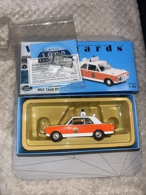 Vanguards 1/43 Scale Diecast VA04105 Ford Cortina MKII 1600GT Lancashire Police - Image 1 of 3