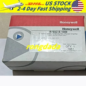 New Factory Sealed R7852B1009 Honeywell Controller Free Shipping - Picture 1 of 2