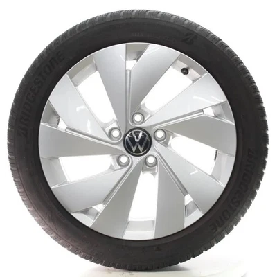 VW Golf 8 VIII CD1 Winterräder Belmont Bridgestone 205/50R17 DOT24 5H0601025B - Bild 1 von 4