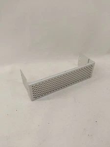 Cubierta de panel de bahía de aluminio con bahía de 5,25" Lian Li Silver relleno malla Lian-li en blanco - Imagen 1 de 6