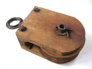 Alter antiker Vintage Holz Radblock & Tackle Riemenscheibe Scheune Holz Schiff Takelage - Bild 1 von 9