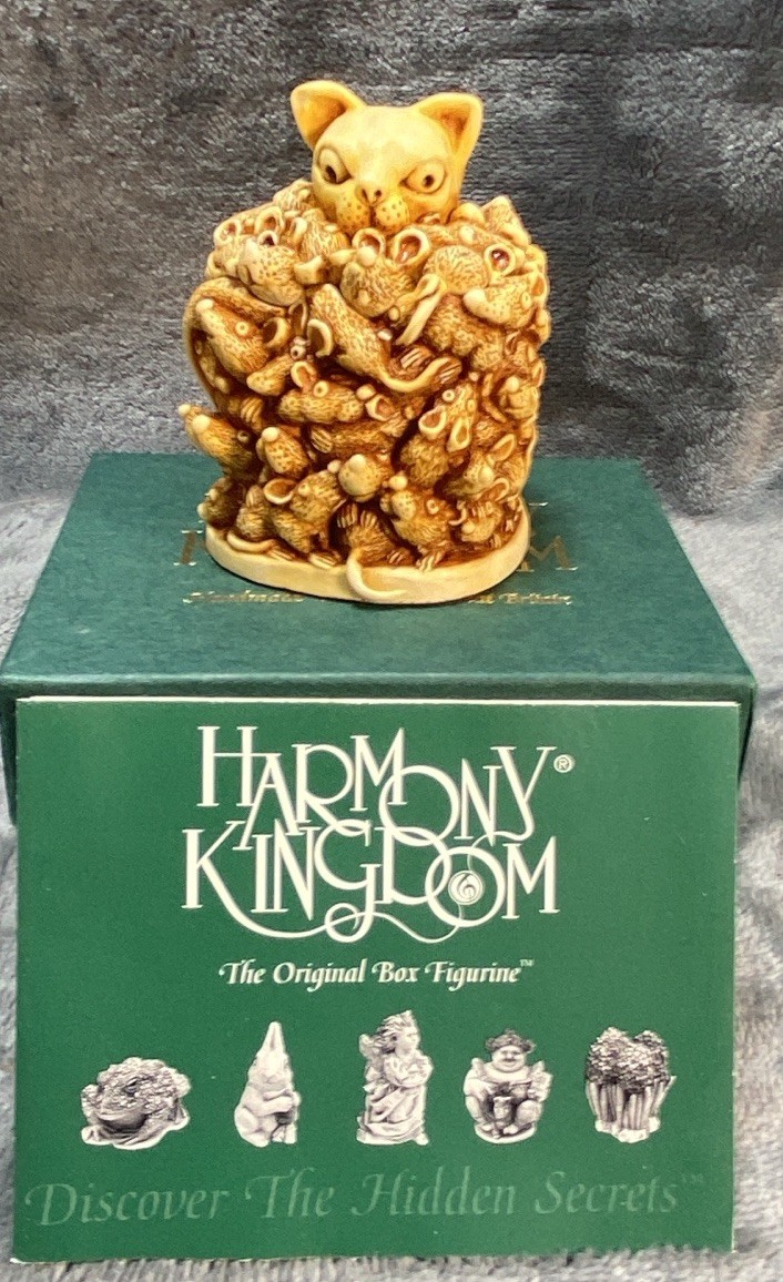 美女と野獣　HARMONY KINGDOM s-l1200.jpg