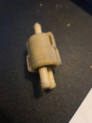 Válvula de retención de fluido de lavadora genuina Mercedes-Benz-Sprinter OE 0008600862 W123 R107, Foto 1 de 3