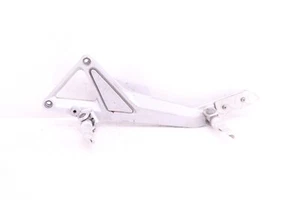2004 04-06 HONDA CB600F CB600 HORNET OEM LEFT REARSET FOOT PEG BRACKET H173 - Picture 1 of 9