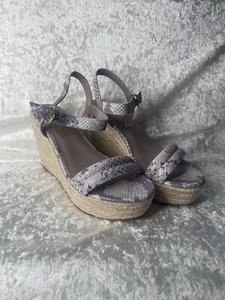 DELTAN Damen-Keilsandalen helllila Schlangenleder, bedruckt, Leder Größe 9 - Bild 1 von 11