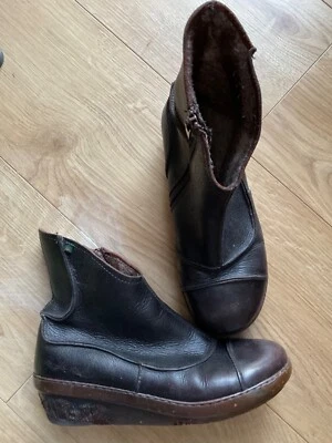 STIVALI EL NATURALISTA FODERATI IN PILE IN PELLE MARRONE, POCO INDOSSATI, TAGLIA UK 4 EUR 37 - Immagine 1 di 4
