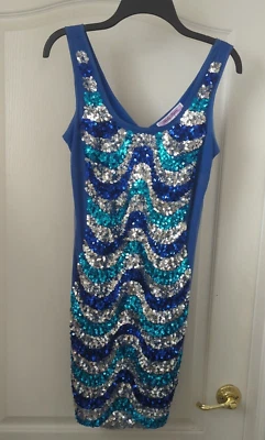 Vestido regata feminino Hailey Logan lantejoulas tamanho 9/10 azul náilon elástico - Imagem 1 de 4