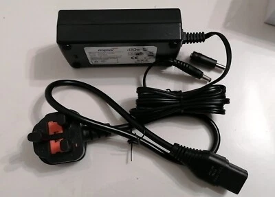 Power Supply AC Adapter For 15V 1.2A Native Instruments Maschine Mk3 - Image 1 of 2