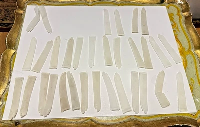 LOTE DE 16 PARES DE GUANTES BLANCOS TRICOT LARGOS MUÑECA BARBIE VINTAGE Foto 1 de 4