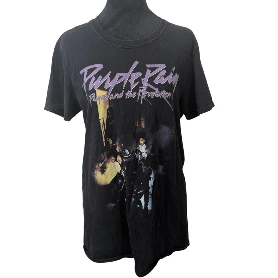 PRINCE Purple Rain T-Shirt M/L Official Prince Estate Approved Band Tee - Image 1 of 4