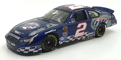 Action escala 1/24 106815 2004 Dodge Intrepid Miller Lite Can NASCAR #2 - Imagem 1 de 4
