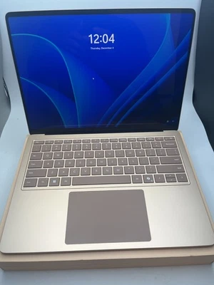 Excelente Laptop Surface 7 Copilot+ 13.8" Táctil Snapdragon X Plus 16GB 512GB W11 Foto 1 de 4