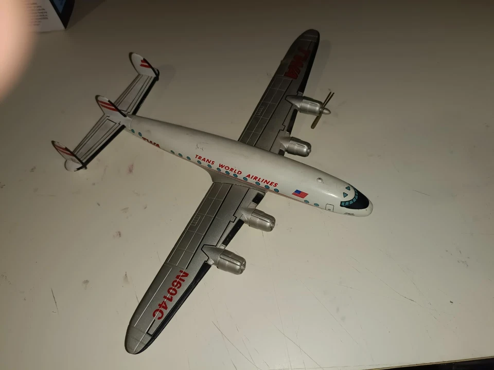 VECCHIO AEREO CORGI - TWA N6014C - Immagine 1 di 4