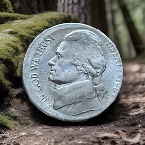 1983P JEFFERSON NICKELS CENTER BROAD STRIKE HIGH GRADE VERY NICE CONDITION L74 - Picture 1 of 3