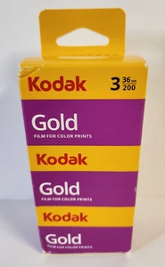 Kodak Gold 200 35 mm 36 exposiciones paquete de 3 colores 108 exposiciones totales nuevo - Imagen 1 de 4