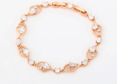 Pulsera delicada de circonita cúbica con corazón de circonita cúbica de oro rosa para dama Foto 1 de 3