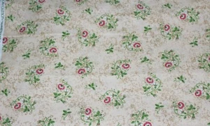 100 % Baumwollstoff ~ hellbraun Marmor mit burgunderweißen und grünen Blumen/grün ~ BTY - Bild 1 von 2