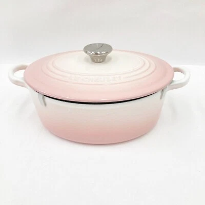 Le Creuset Oval Cocotte 25cm 3.5qt Powder Pink Silver Knob Casserole Cast Iron - Image 1 of 4