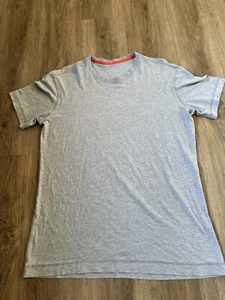 Lululemon grau kurzärmeliges T-Shirt roter Akzent (Maße enthalten) klein - Bild 1 von 4